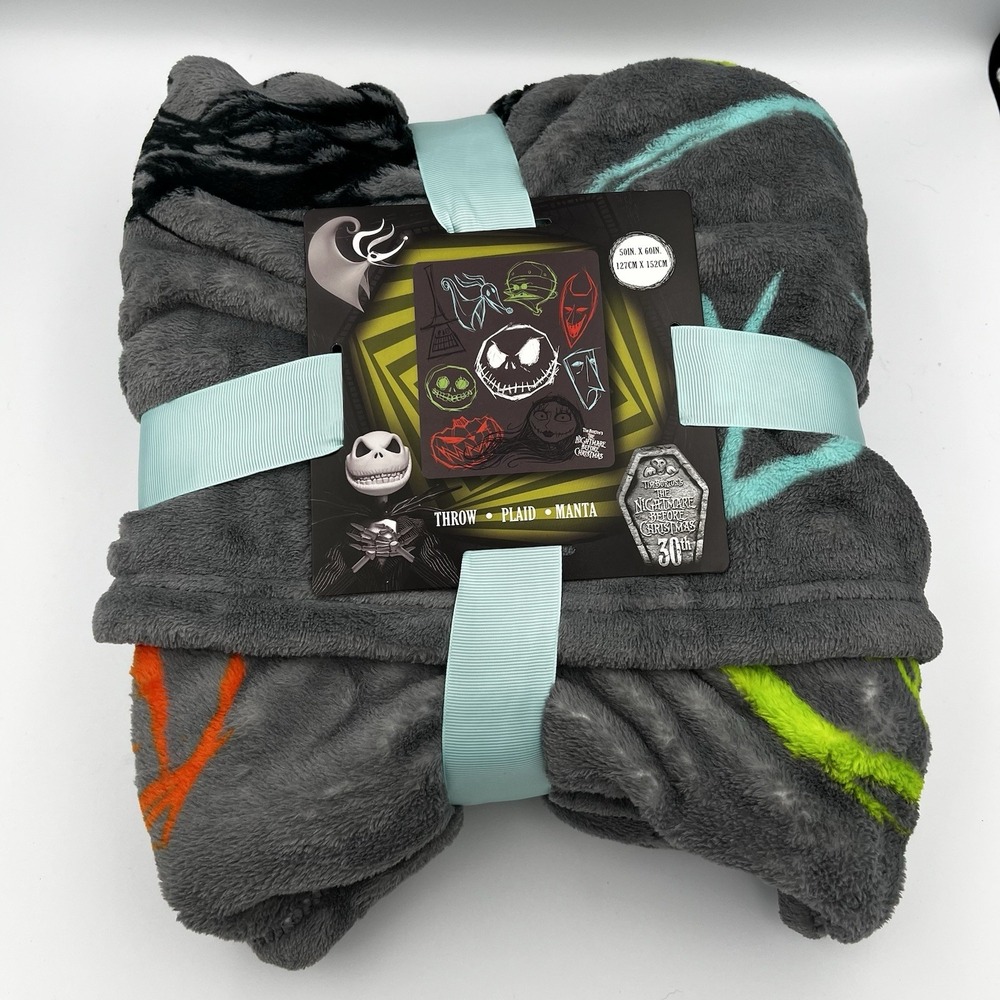 NEW Disney Parks The Nightmare Before Christmas Throw‎  Blanket 30th Anniversary